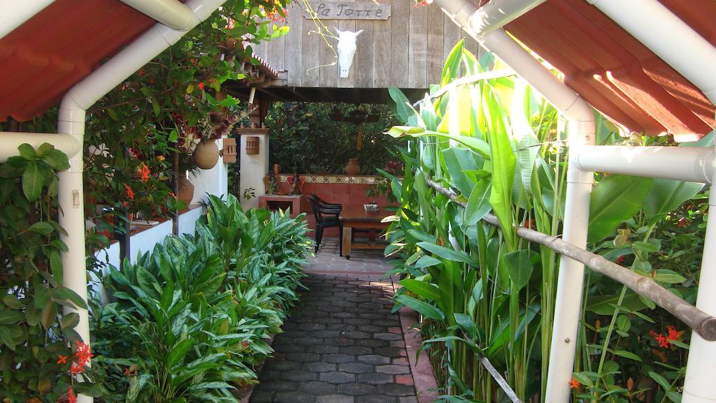 Quinta Erika Boutique Hotel By Rotamundos Coyuca de Benitez Екстер'єр фото